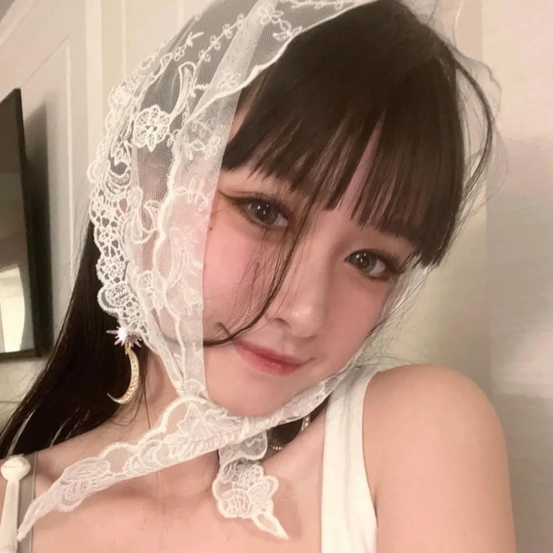 一个女孩和一个男孩